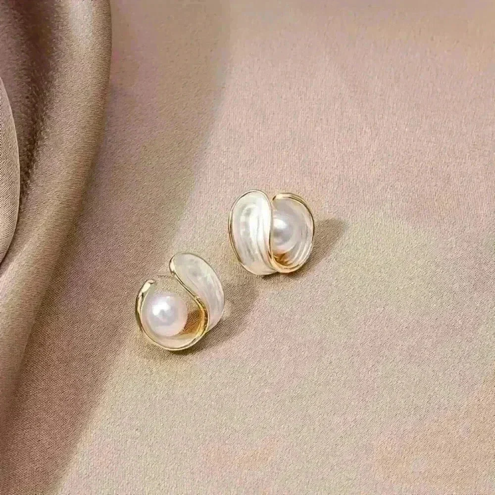 N/A french inspired